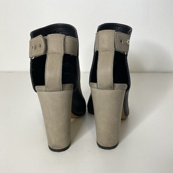 CLEARANCE - Vince Two Tone Leather Block Heel Peel Toe Slingback Sandals - Picture 4 of 6